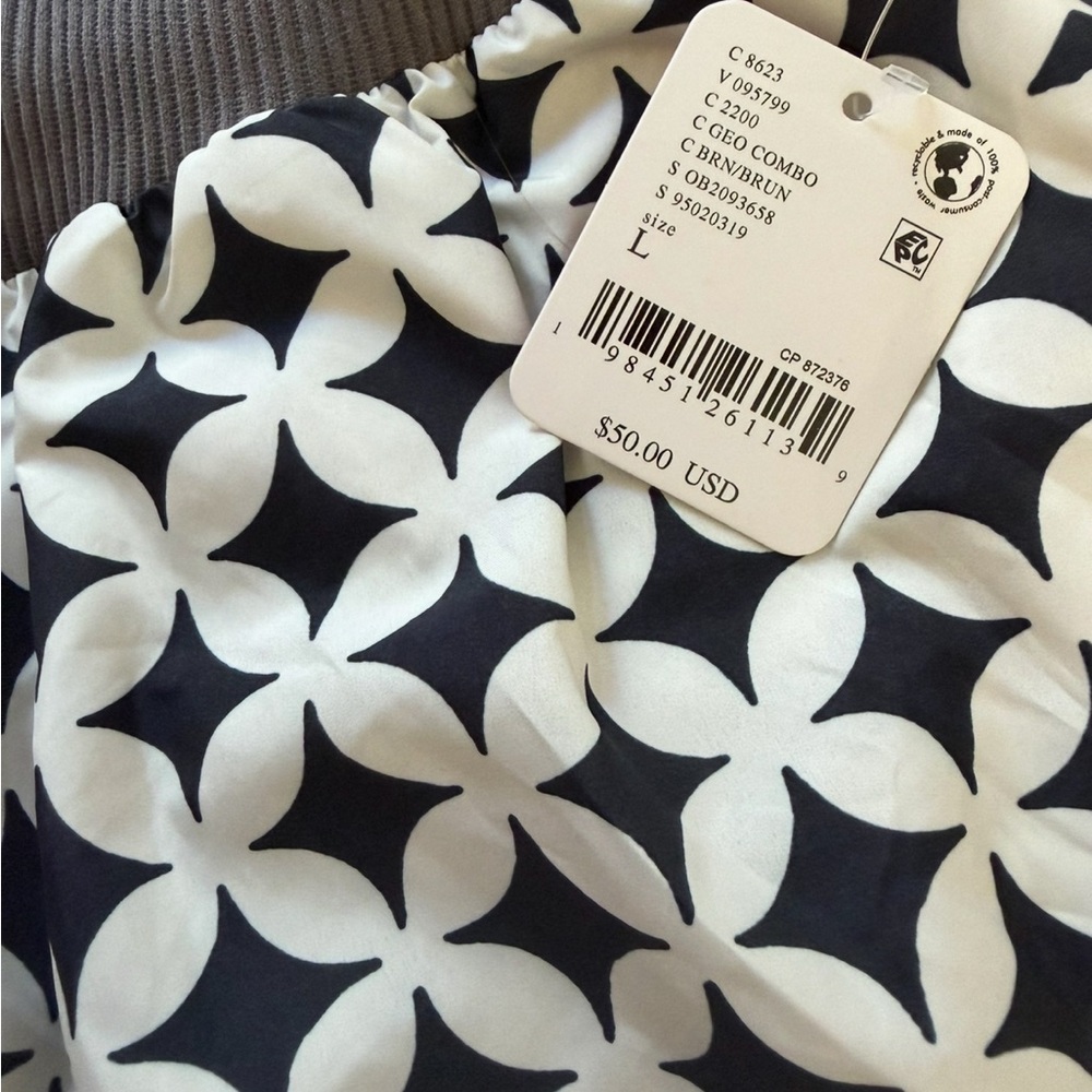 Free People movement Carpe Diem printed, floral shorts, NWT - Picture 5 of 6